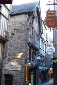 room above the inn mont saint michel